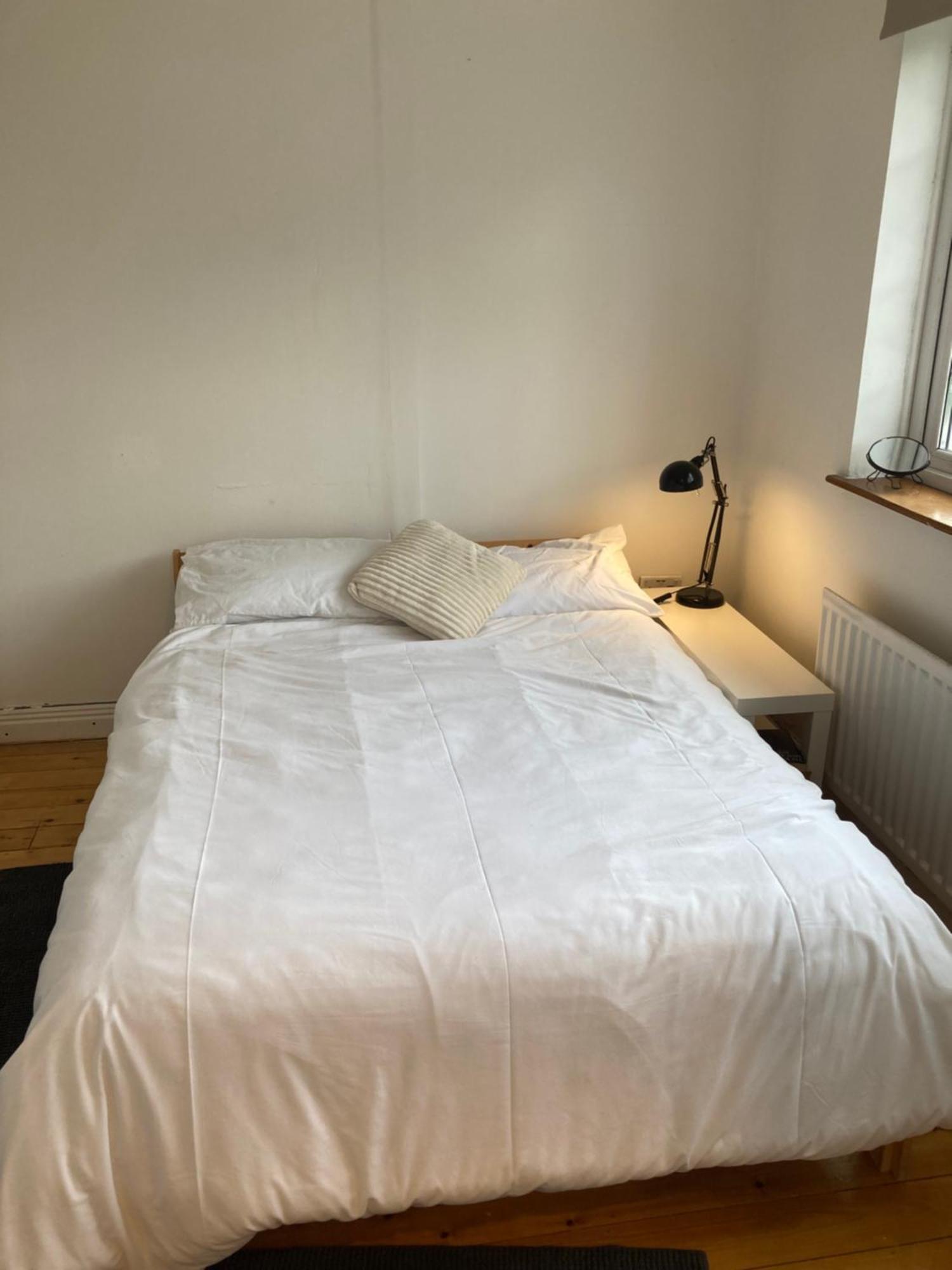 더블린 Entire Terraced Two Story Redbrick House With Parking In Secluded Cul De Sac 빌라 외부 사진